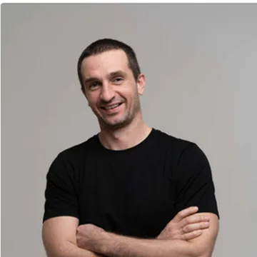 Roman Vozzhenikov